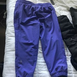 Purple Ivivva jogger crops